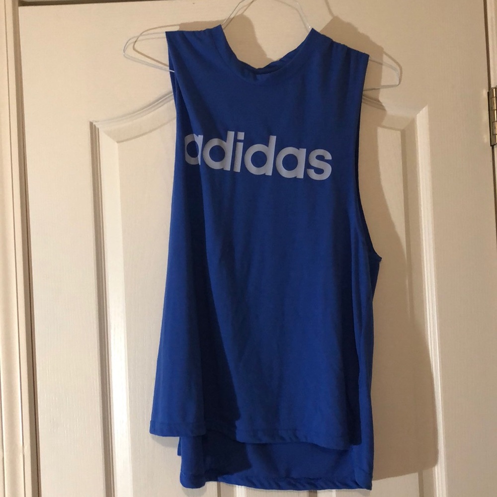 Athletic top